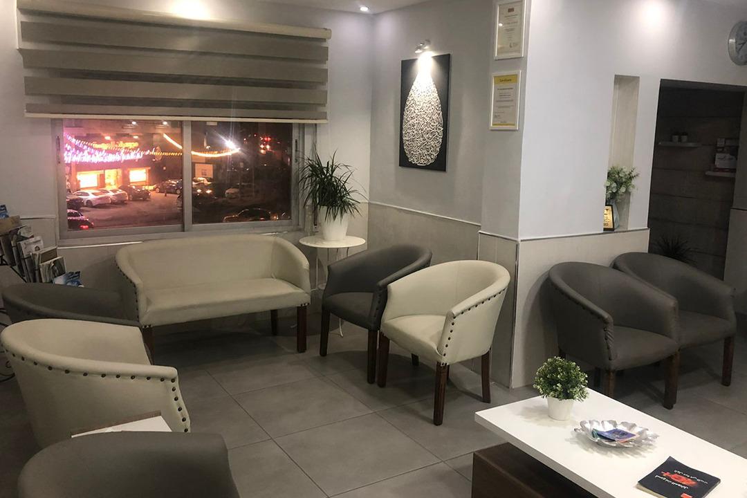 Dr. Firas Al Sheikh Clinic photo 2